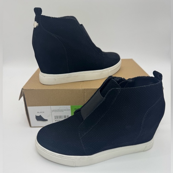 Steve Madden 7 black Suede leather platform Wedge side zip hidden heel Sneaker - Picture 1 of 10